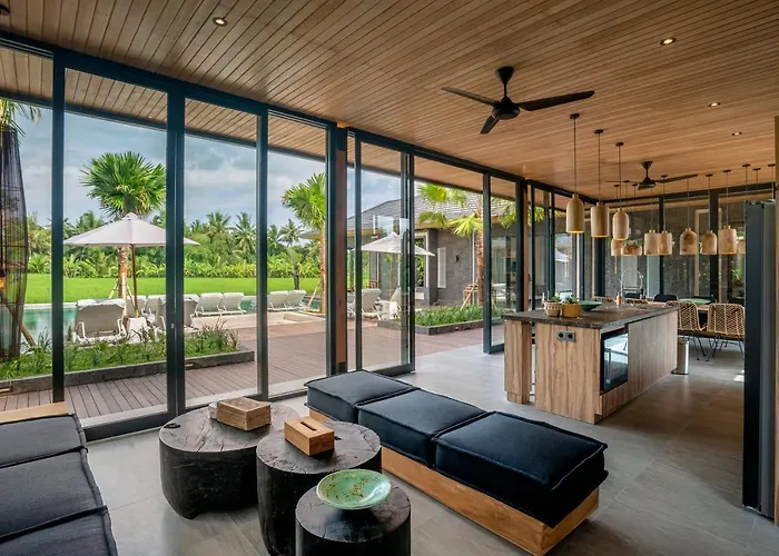 Villa Luna Lotus By Balisuperhost