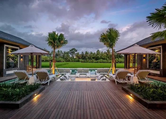 Villa Luna Lotus By Balisuperhost
